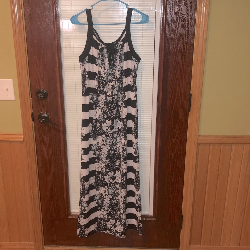 New Directions Maxi Dress